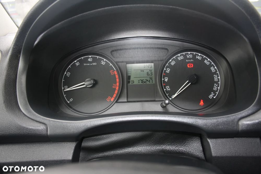 Skoda Fabia 1.2 12V Ambition Plus - 17