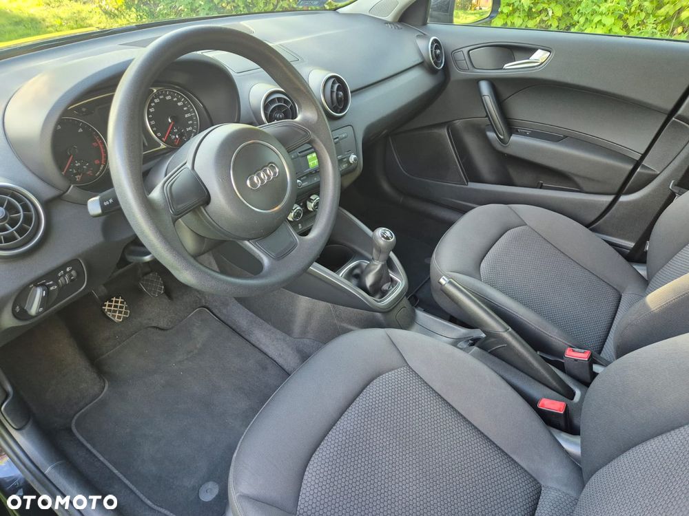 Audi A1 Sportback 1.6 TDI Ambition - 11