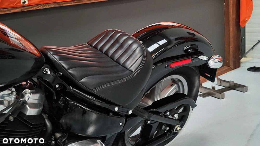 Harley-Davidson Softail Standard - 23