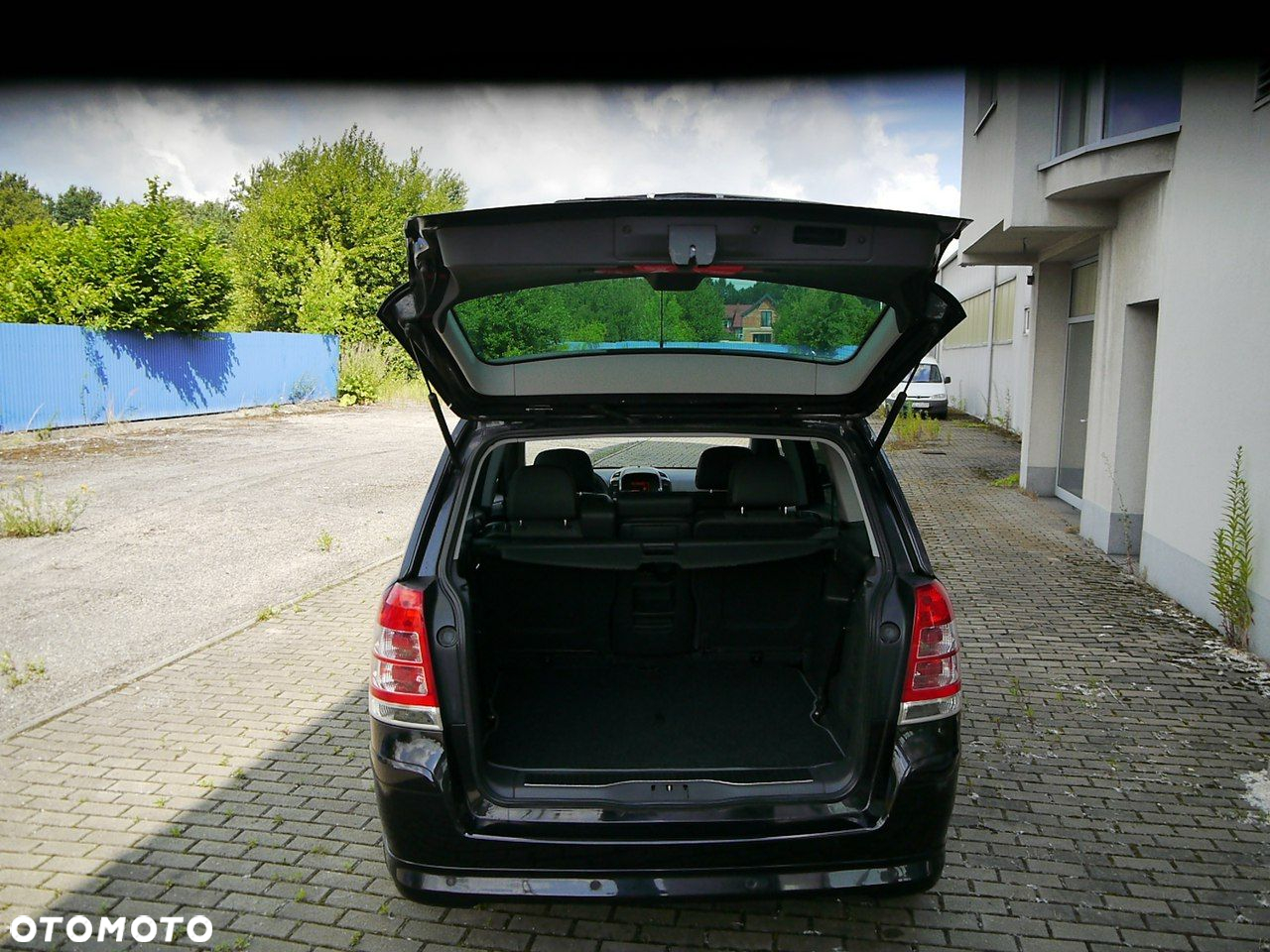 Opel Zafira 1.8 Sport - 29