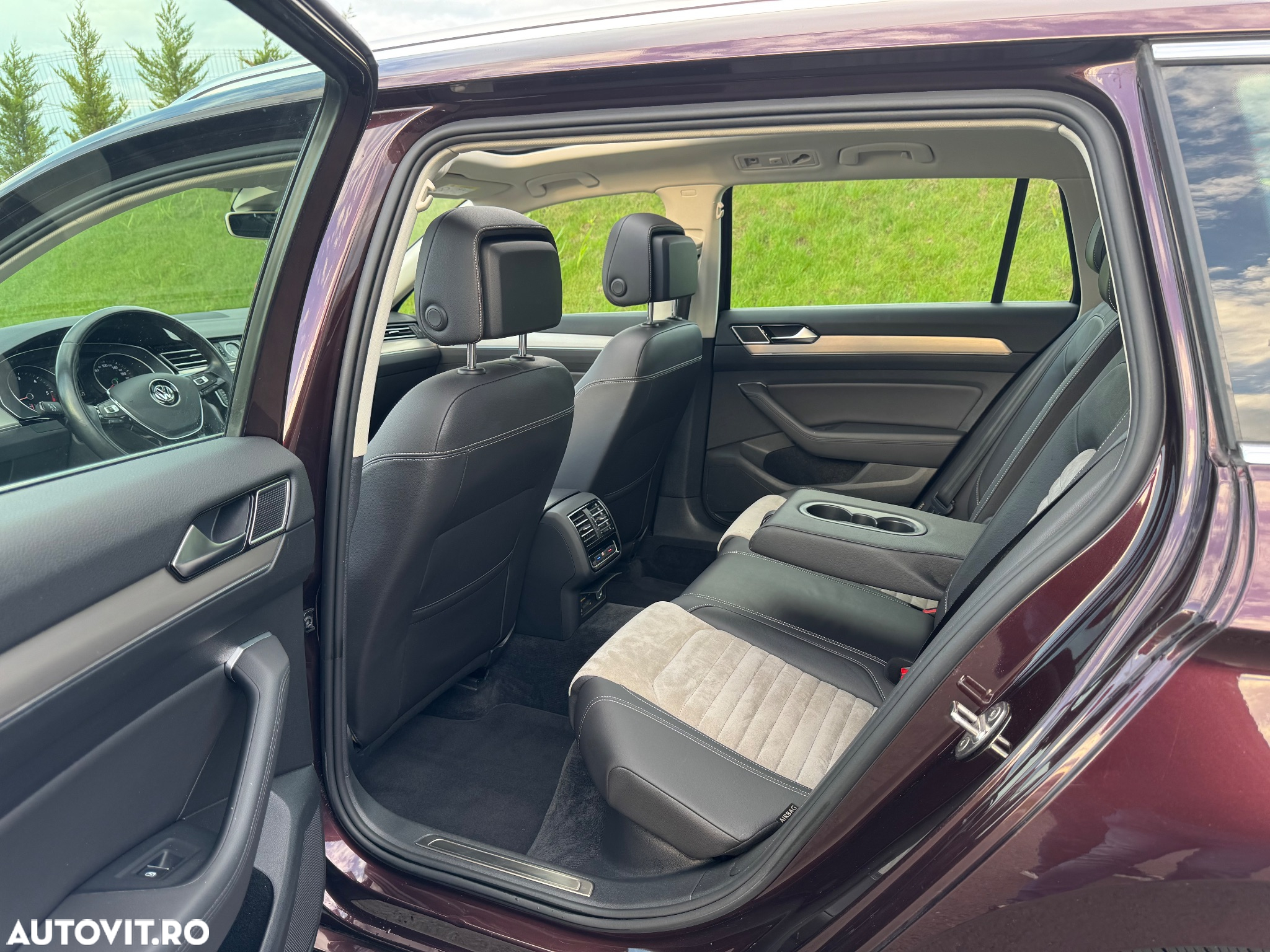 Volkswagen Passat Variant 2.0 TDI DSG 4Motion Highline - 10