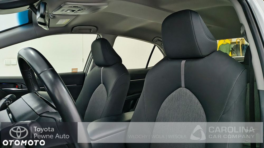 Toyota Camry 2.5 Hybrid Comfort CVT - 11