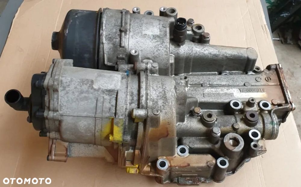 OBUDOWA PODSTAWA FILTRA OLEJU WIRÓWKA MAN TGX EURO 6 LIFT 51050007151 - 1