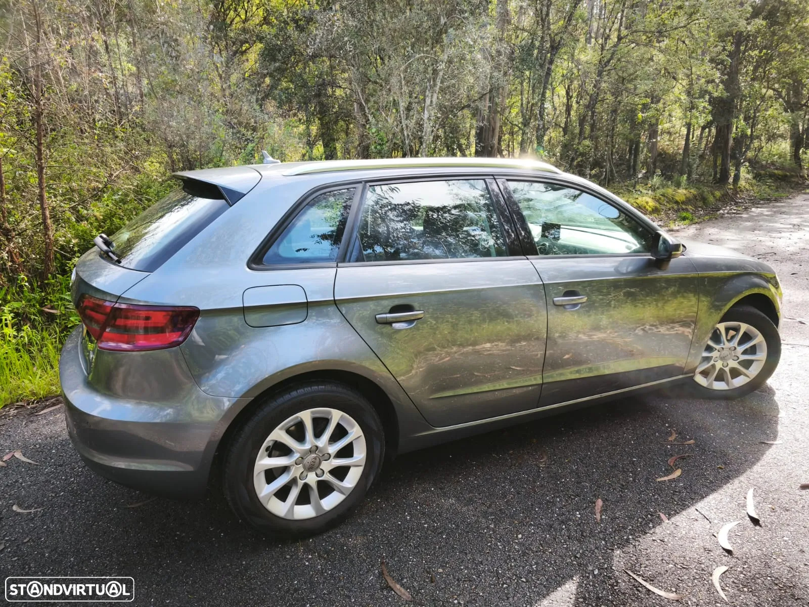 Audi A3 Sportback 1.6 TDI B.Line Attraction - 7
