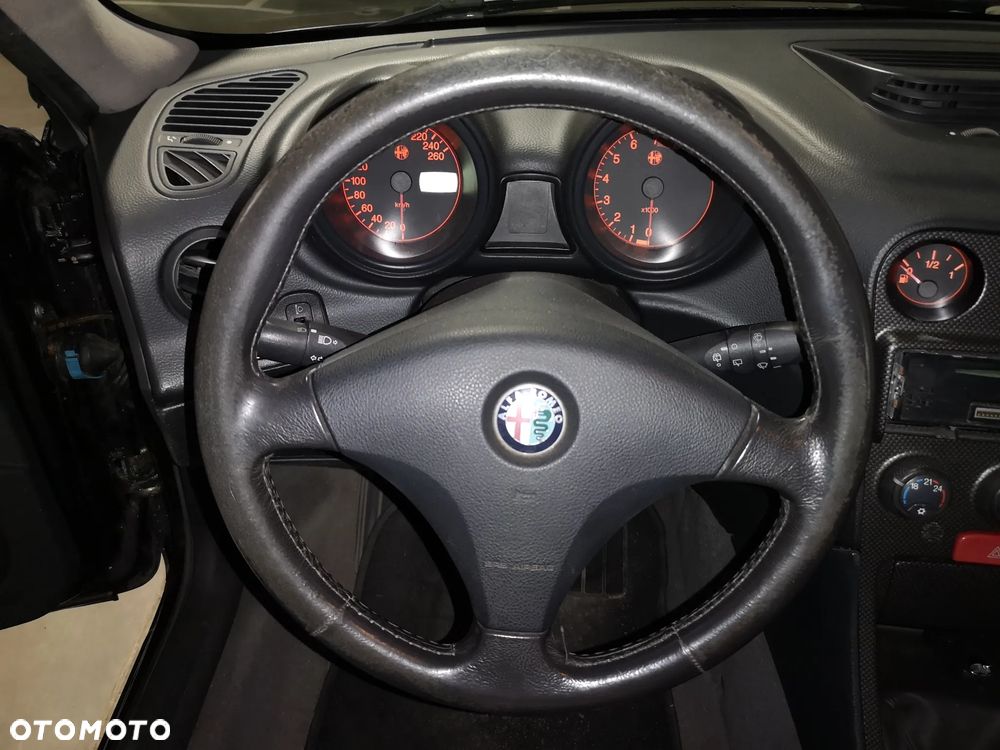 Alfa Romeo 156 2.5 V6 - 19