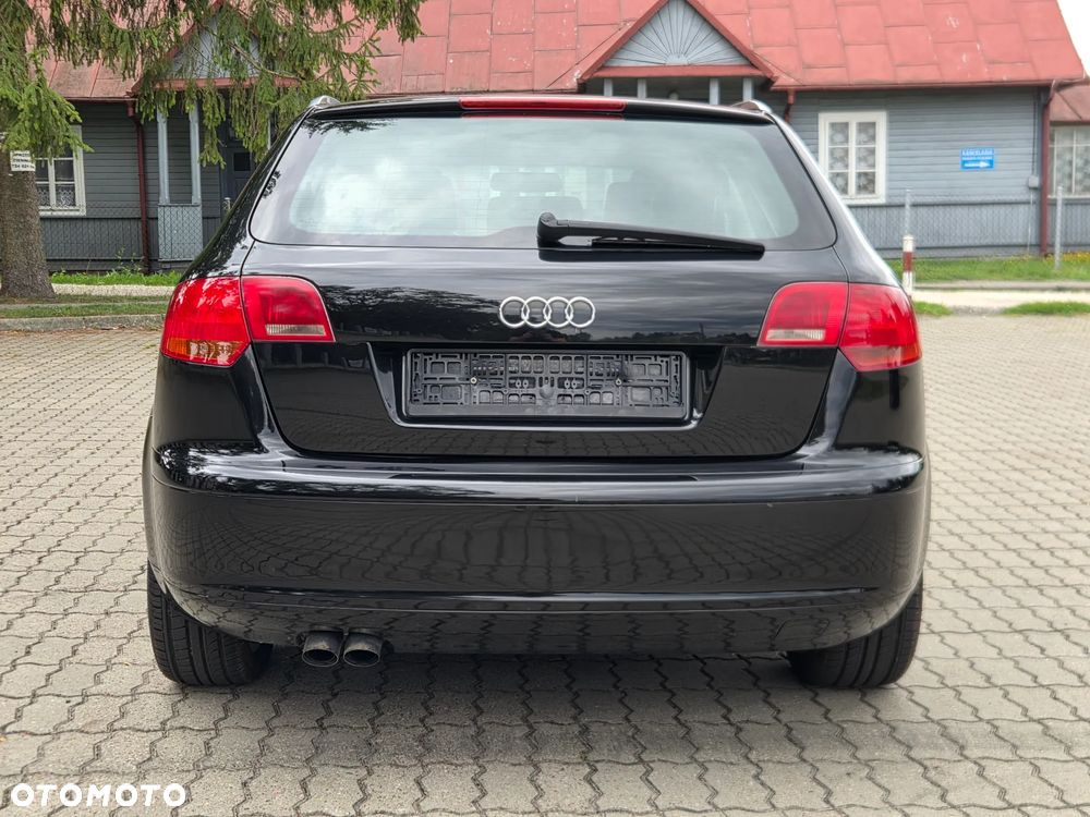 Audi A3 Sportback 1.9 TDI DPF Ambiente - 12