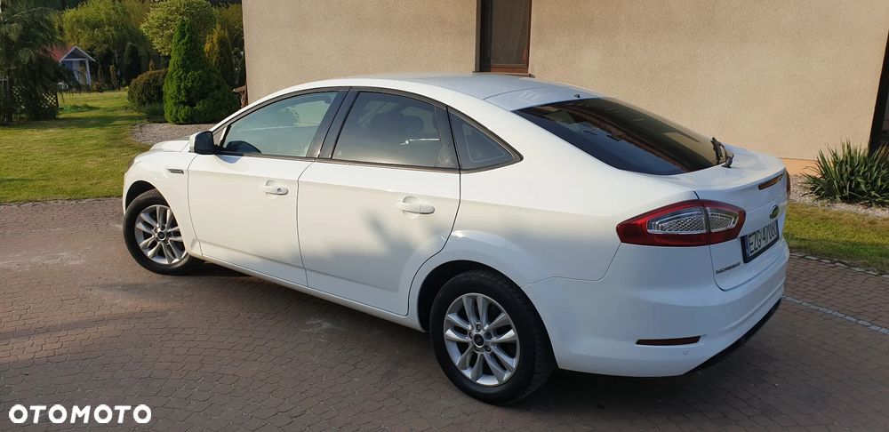 Ford Mondeo 2.0 TDCi Ambiente - 6