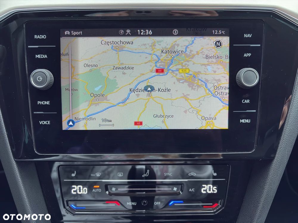 Volkswagen Passat 2.0 TSI Elegance DSG - 20