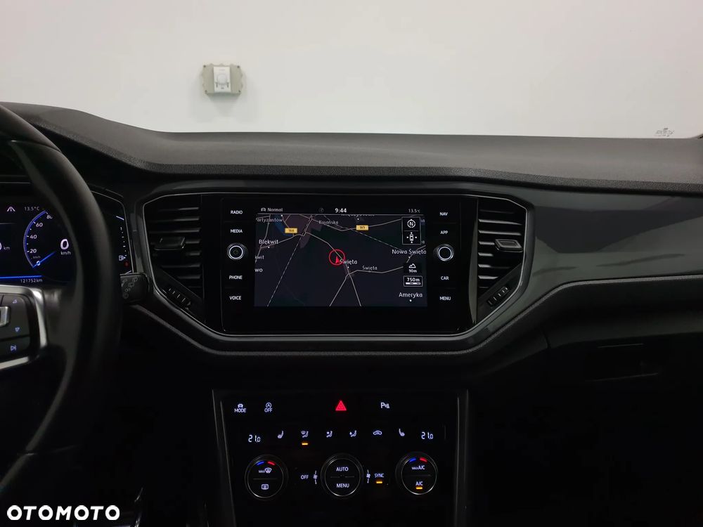Volkswagen T-Roc 2.0 TDI SCR DSG R-Line - 13