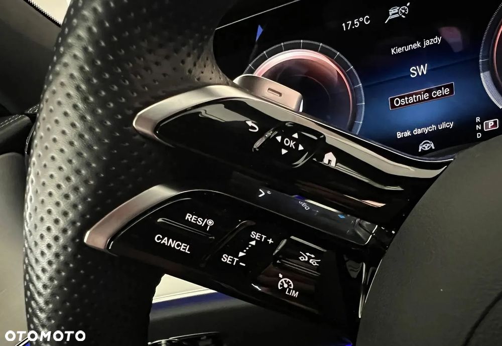 Mercedes-Benz Klasa E 220 d T 9G-TRONIC AMG Line - 10