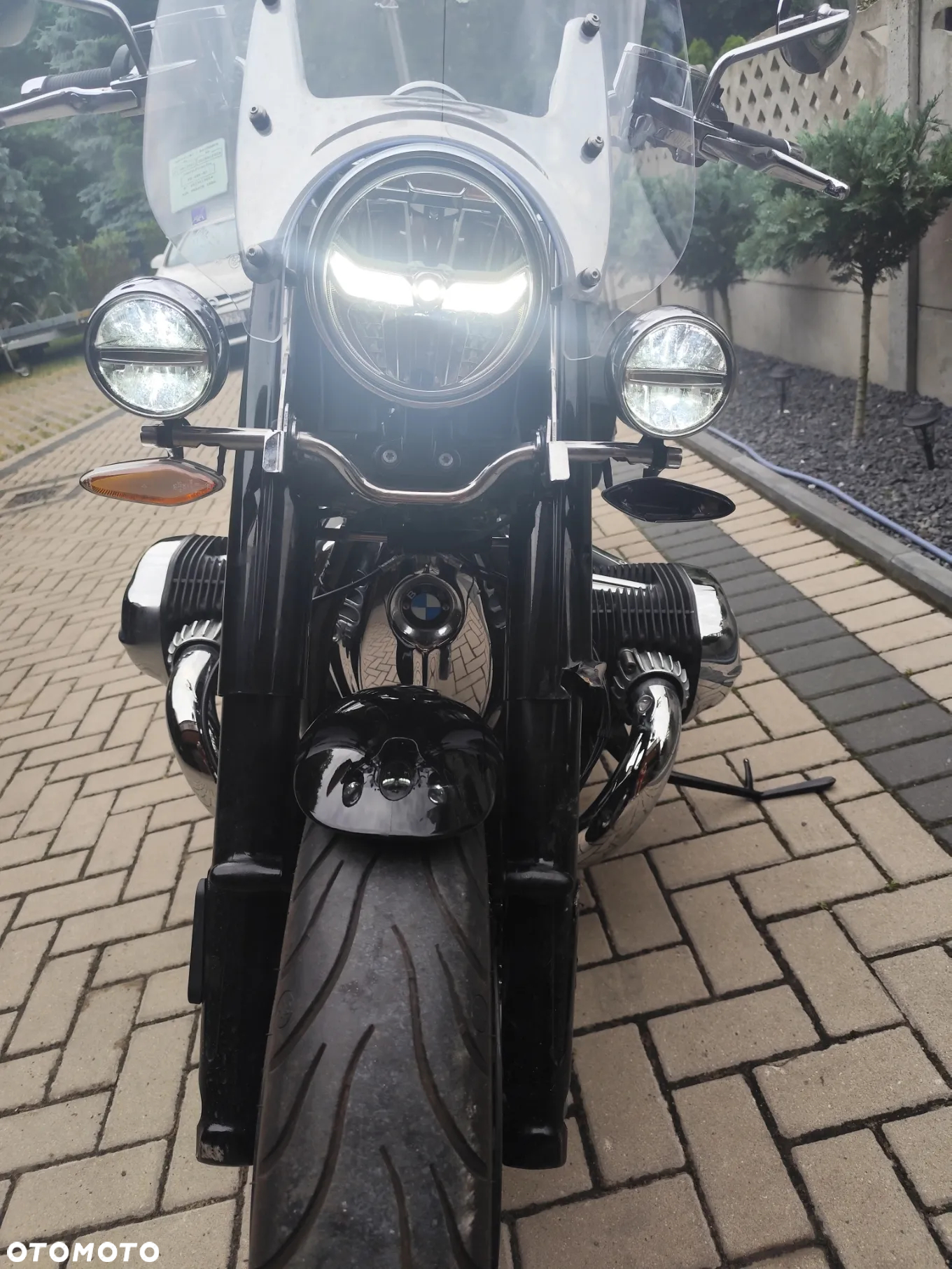 BMW R - 12