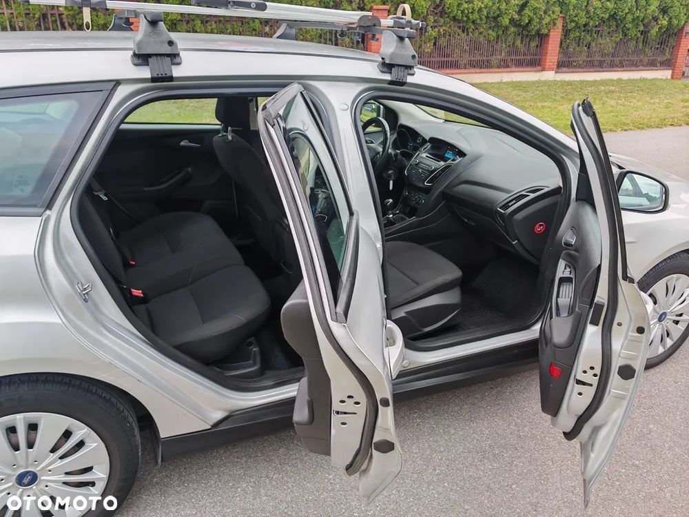 Ford Focus - 12