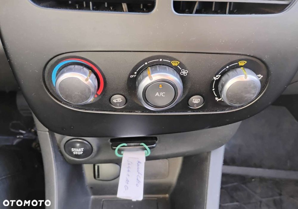 Renault Clio - 16