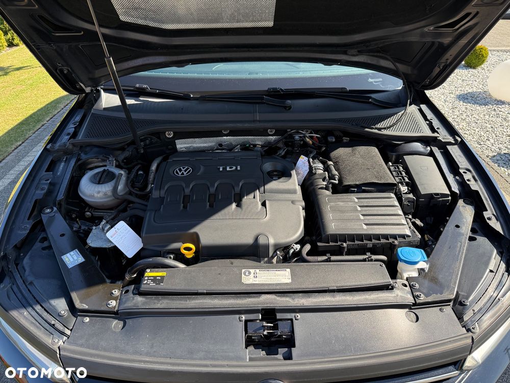 Volkswagen Passat 2.0 TDI SCR (BlueMotion Technology) Highline - 18