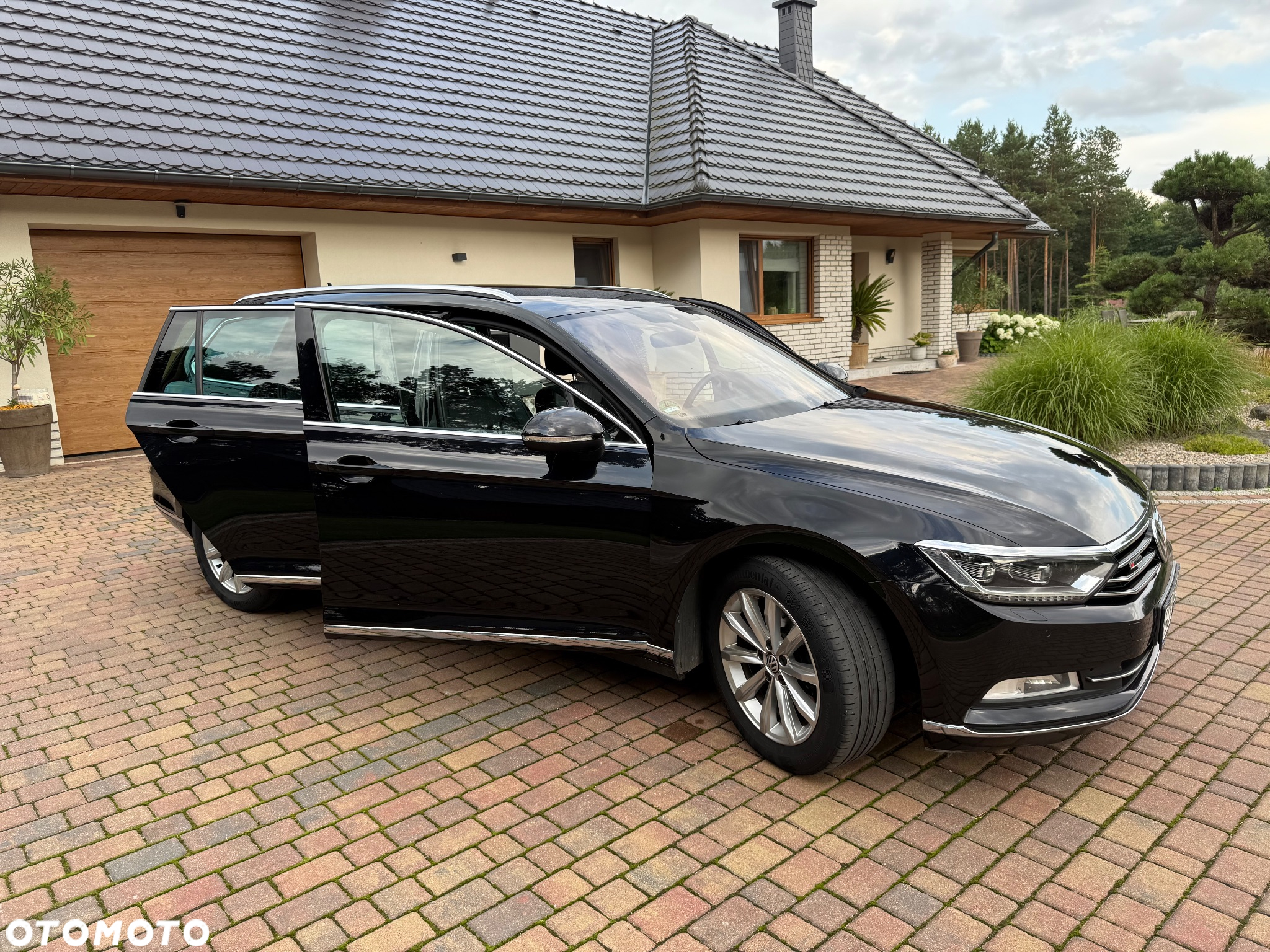 Volkswagen Passat Variant 2.0 TDI SCR 4Motion DSG Highline - 18