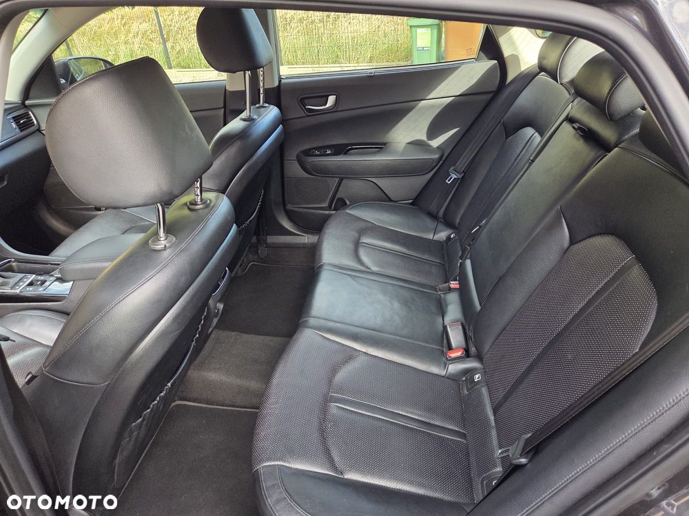 Kia Optima - 7