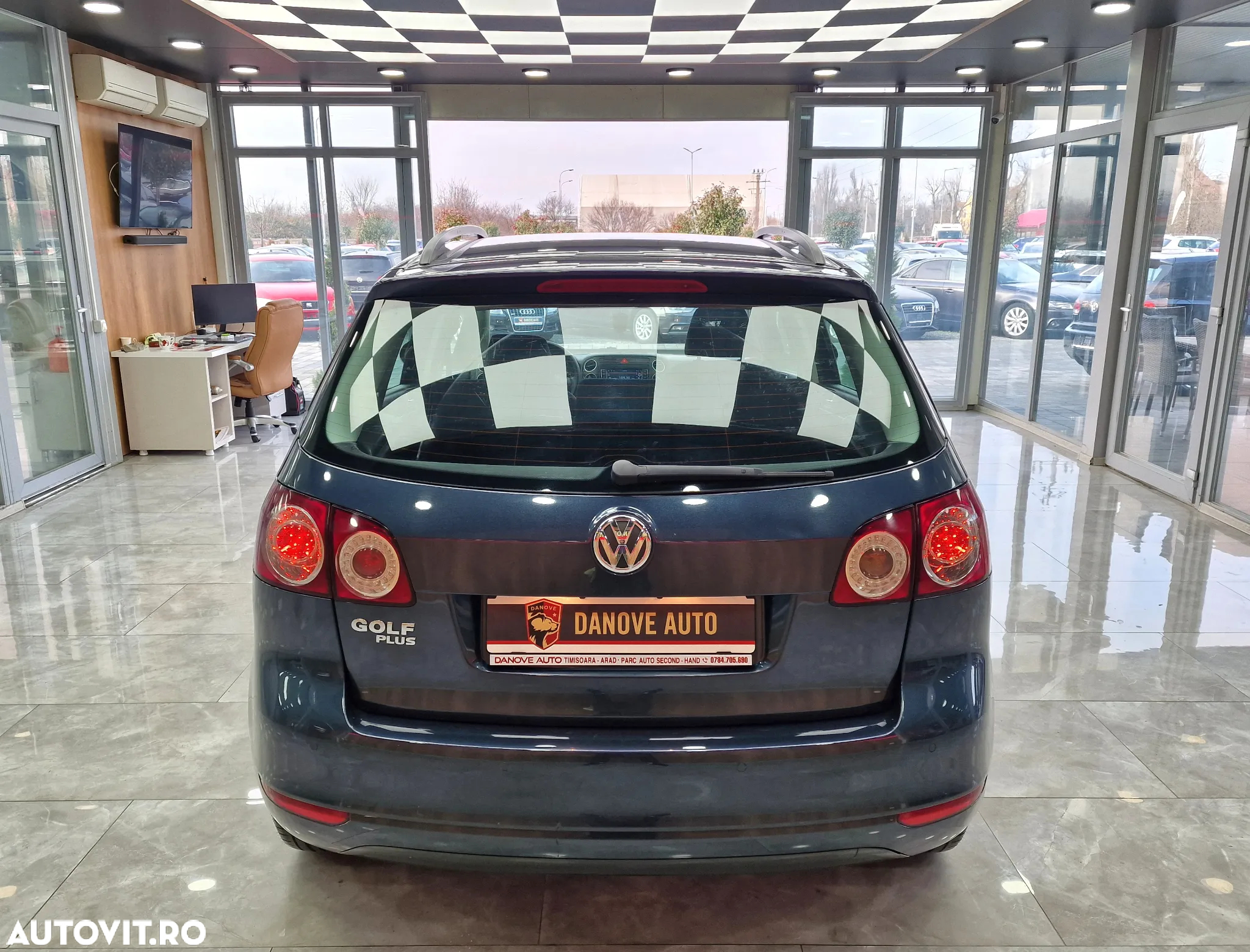 Volkswagen Golf 1.4 Comfortline - 11
