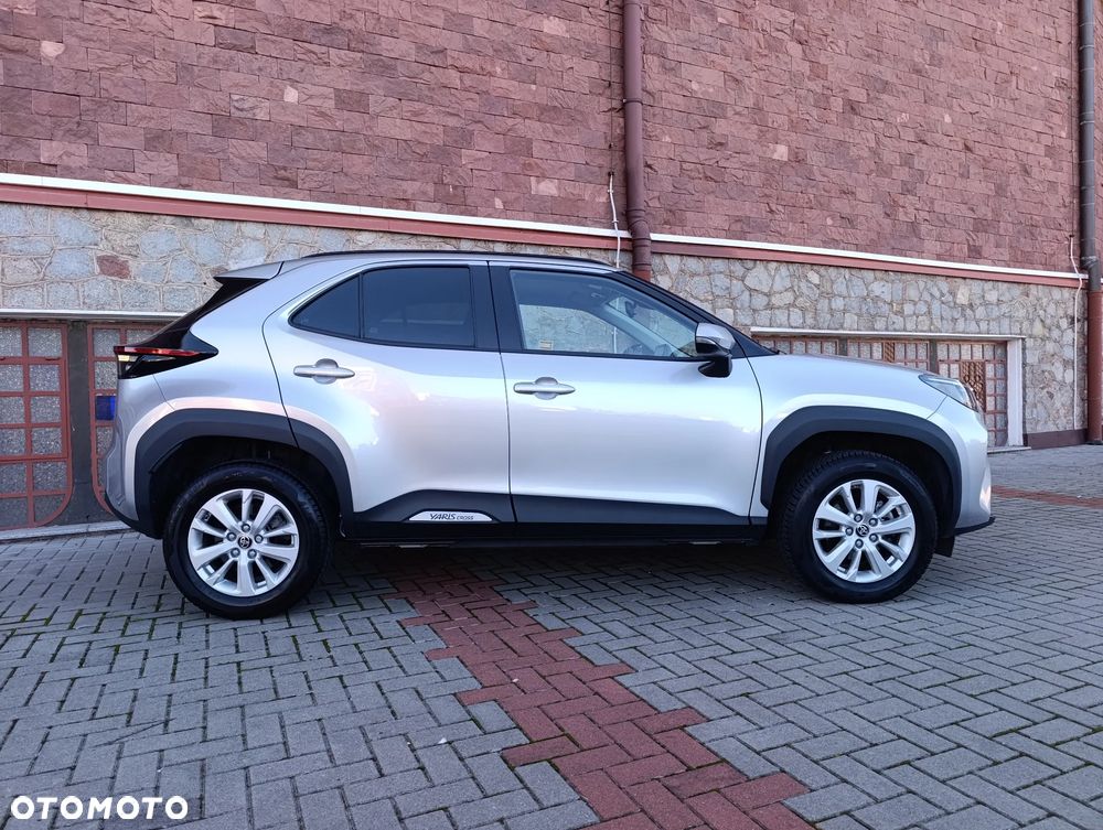 Toyota Yaris Cross Hybrid 1.5 Comfort - 12