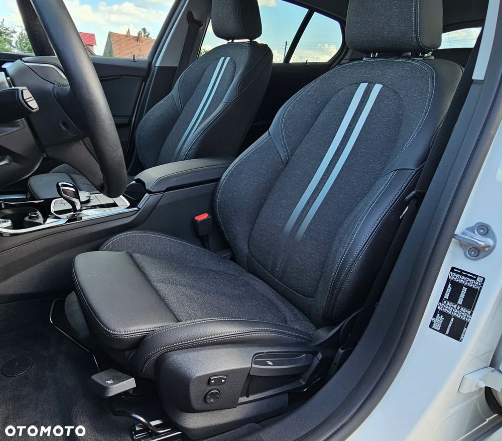 BMW Seria 1 118i - 12