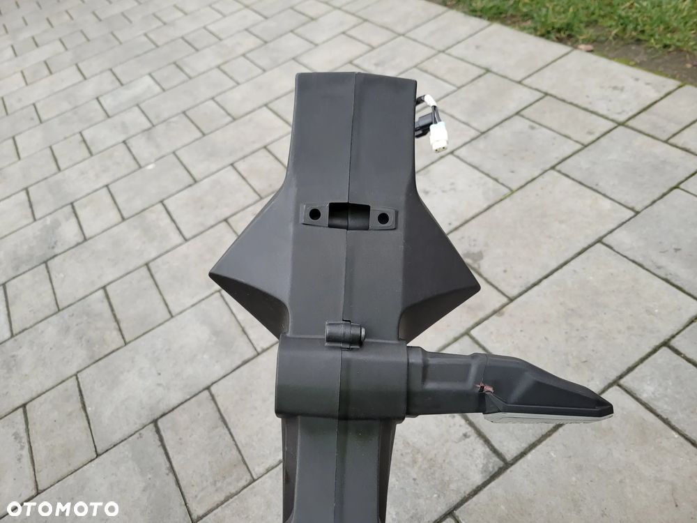 Mocowanie, podświetlanie tablicy rejestracyjnej, ogon, kierunkowskaz Kawasaki Z900 Z 900 - 14