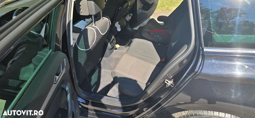 Volkswagen Passat - 18