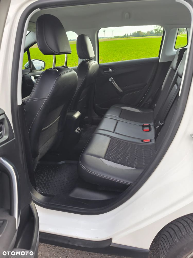 Peugeot 2008 1.6 VTi Allure - 7