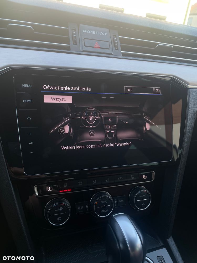 Volkswagen Passat Variant 2.0 TDI SCR DSG Elegance - 35