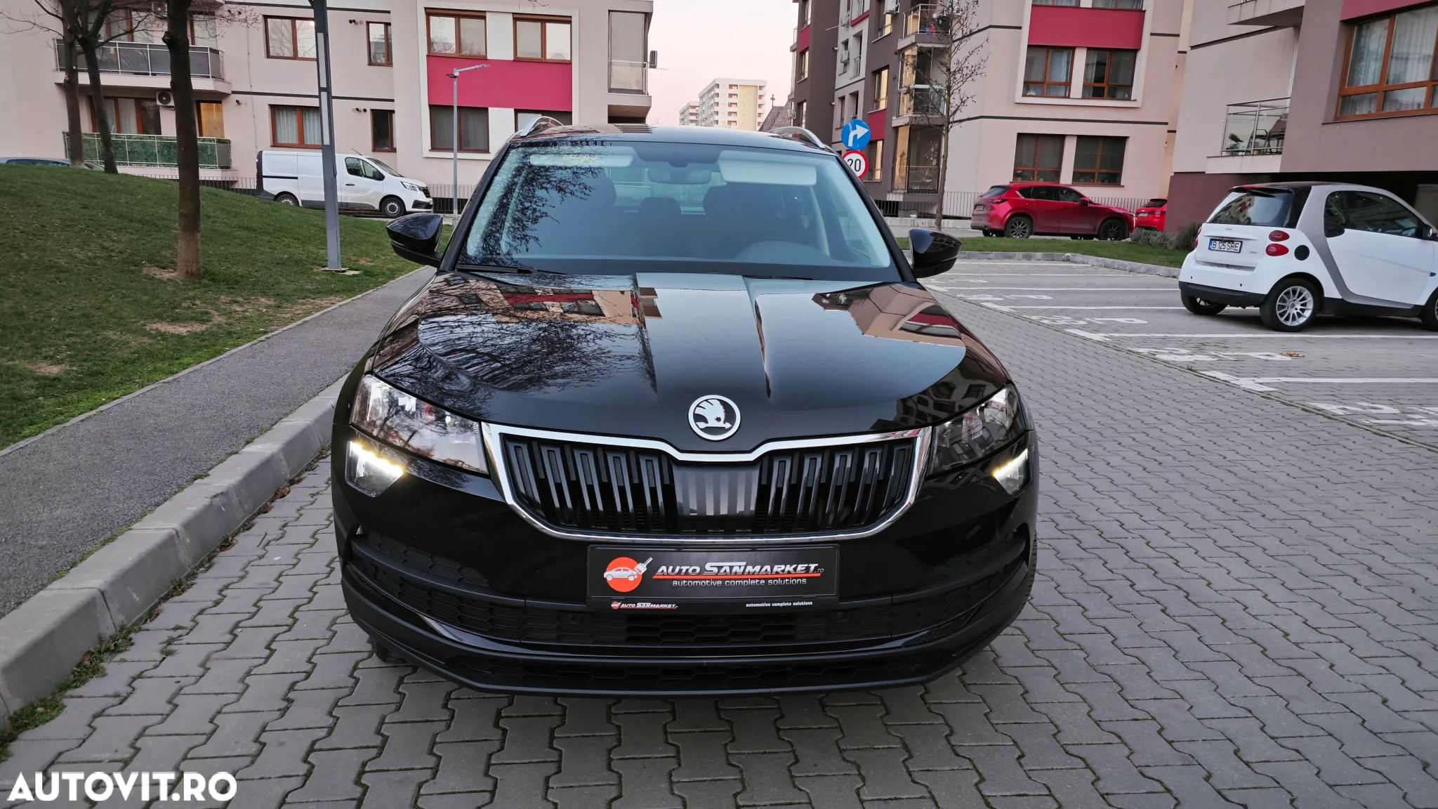Skoda Karoq 1.0 TSI DSG Ambition - 6