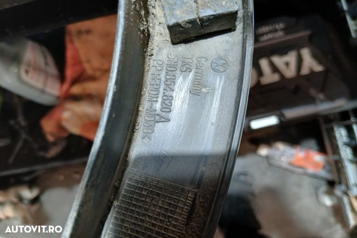 Overfender dreapta spate 5N0854820A 5N0854820A Volkswagen VW Tiguan 1 - 3