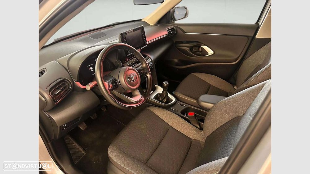 Toyota Yaris Cross 1.5 VVT-i Comfort Plus - 10