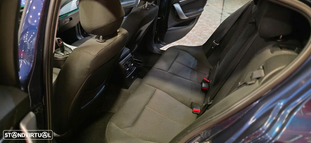 BMW 120 d Aut. Sport Line - 19