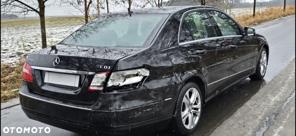 Mercedes-Benz Klasa E 220 CDI Automatik Avantgarde DPF - 24