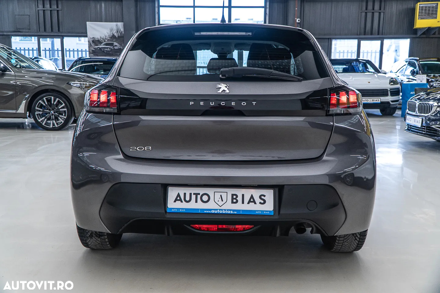 Peugeot 208 1.2L PureTech 100 S&S BVM6 Allure - 25