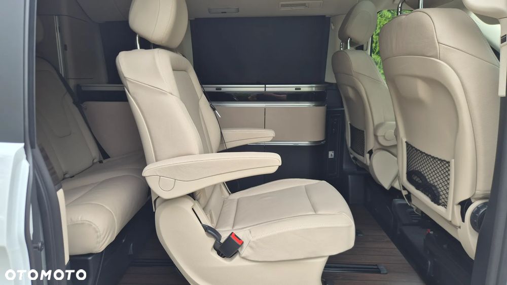 Mercedes-Benz Klasa V 300 d 4-Matic 9G-Tronic Avantgarde (d³ugi) - 21