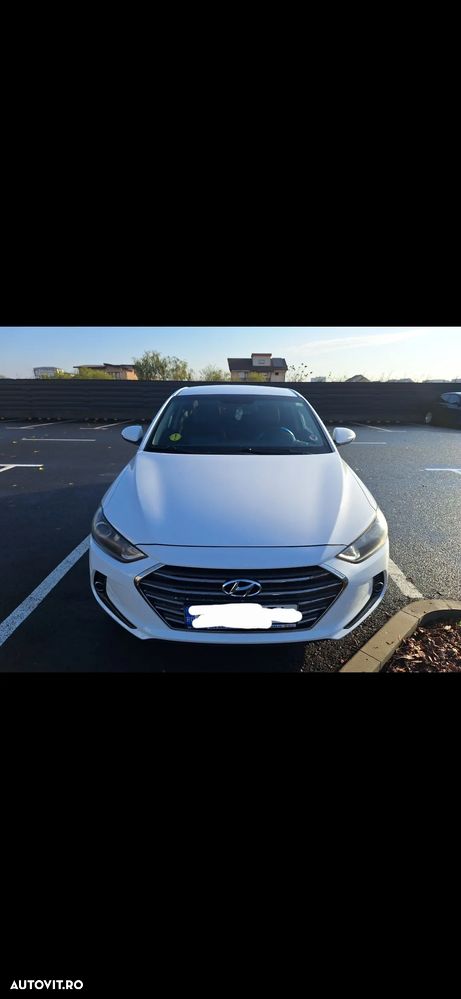 Hyundai Elantra 1.6 MPi Highway - 1
