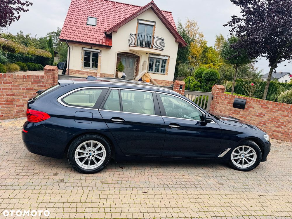 BMW Seria 5 520d Luxury Line sport - 40