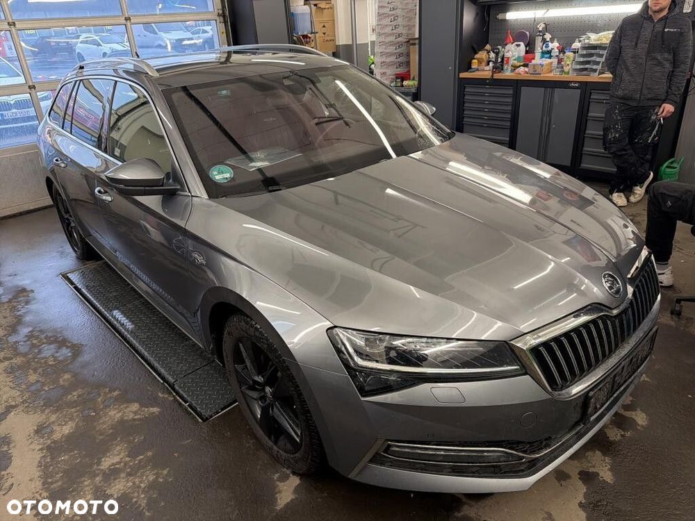 Skoda Superb 2.0 TDI SCR L&K DSG - 2