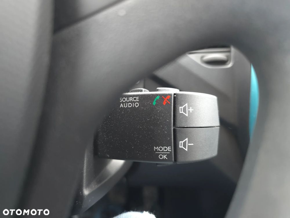 Renault Captur (ENERGY) TCe 90 LIFE - 24