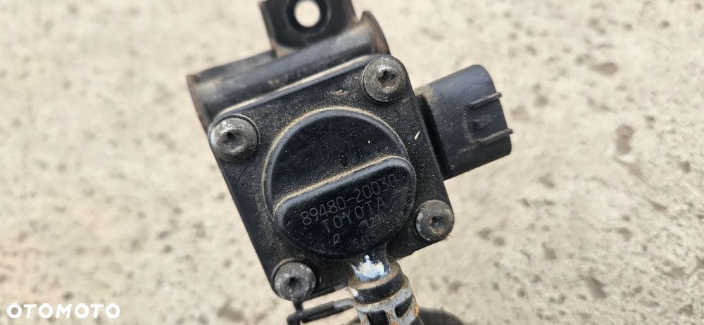 Czujnik ciśnienia spalin DPF Toyota Avensis T25 lift 2,2 D-CAT 2008r 89480-20030 - 2
