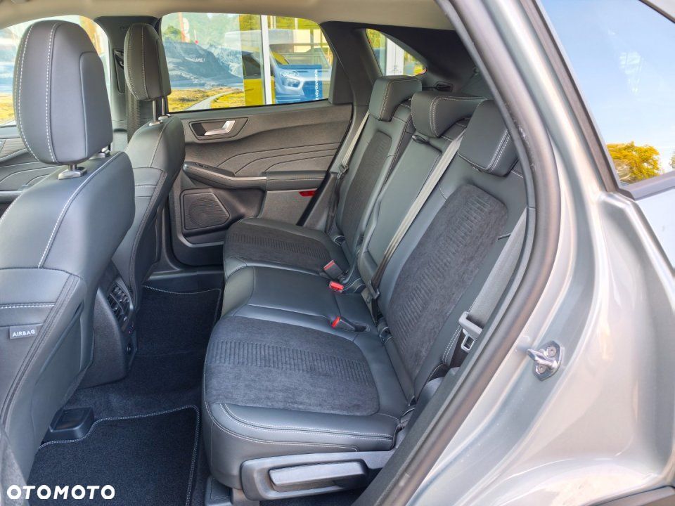 Ford Kuga - 18