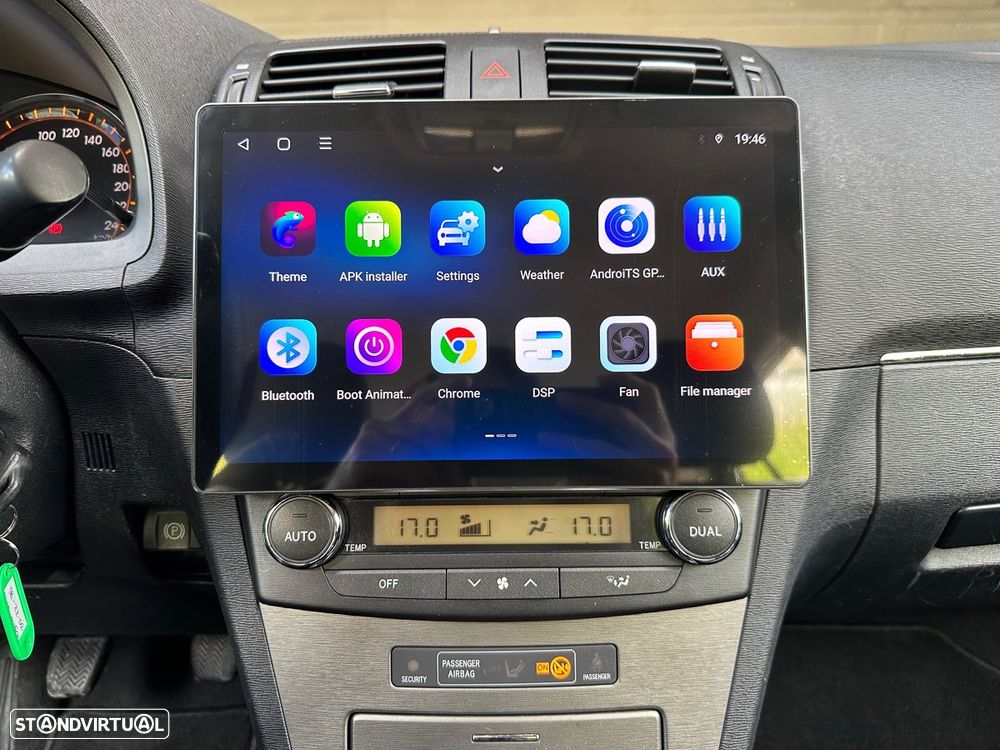 Toyota Avensis SW 2.0 D-4D Exclusive +Pele+GPS - 32