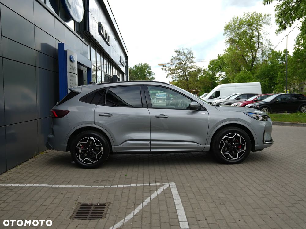 Ford Kuga 2.5 Duratec FHEV ST-LINE X - 8