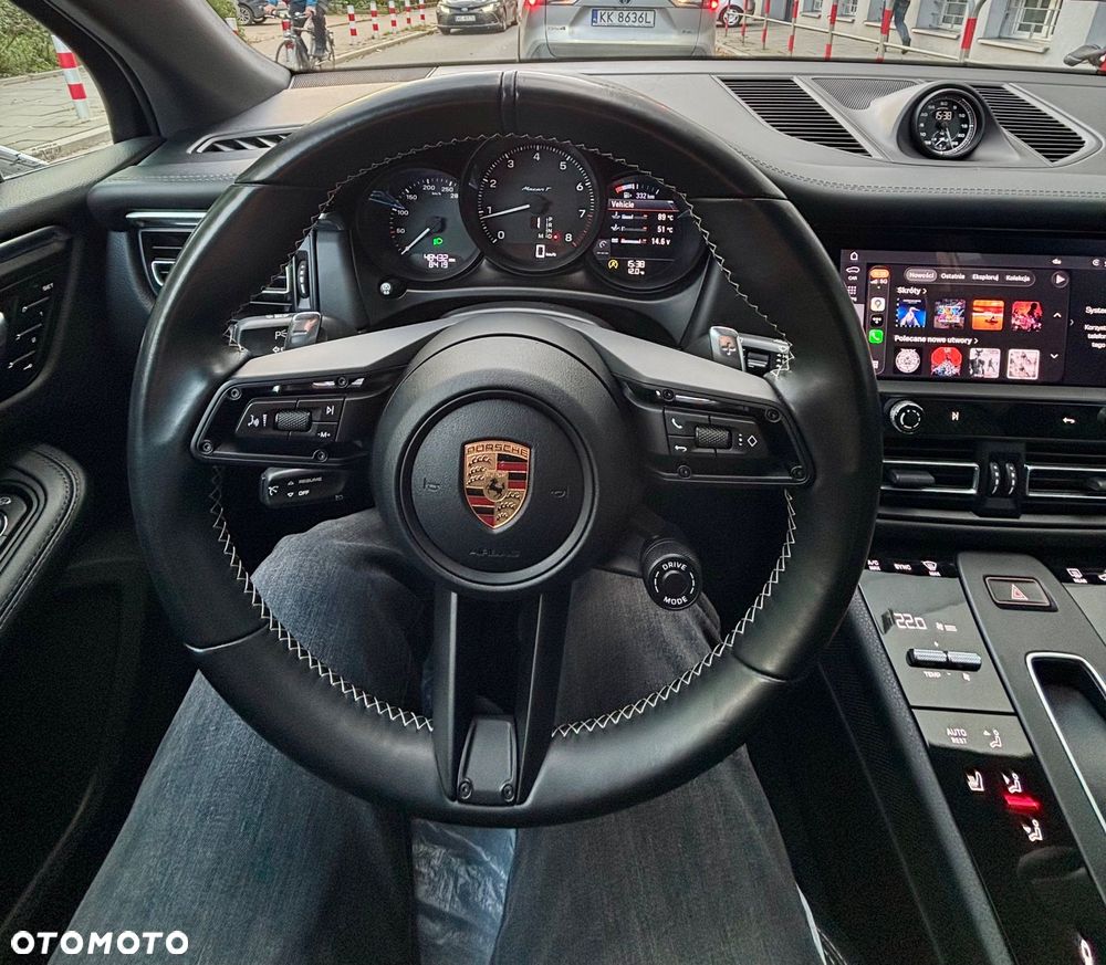 Porsche Macan T - 29