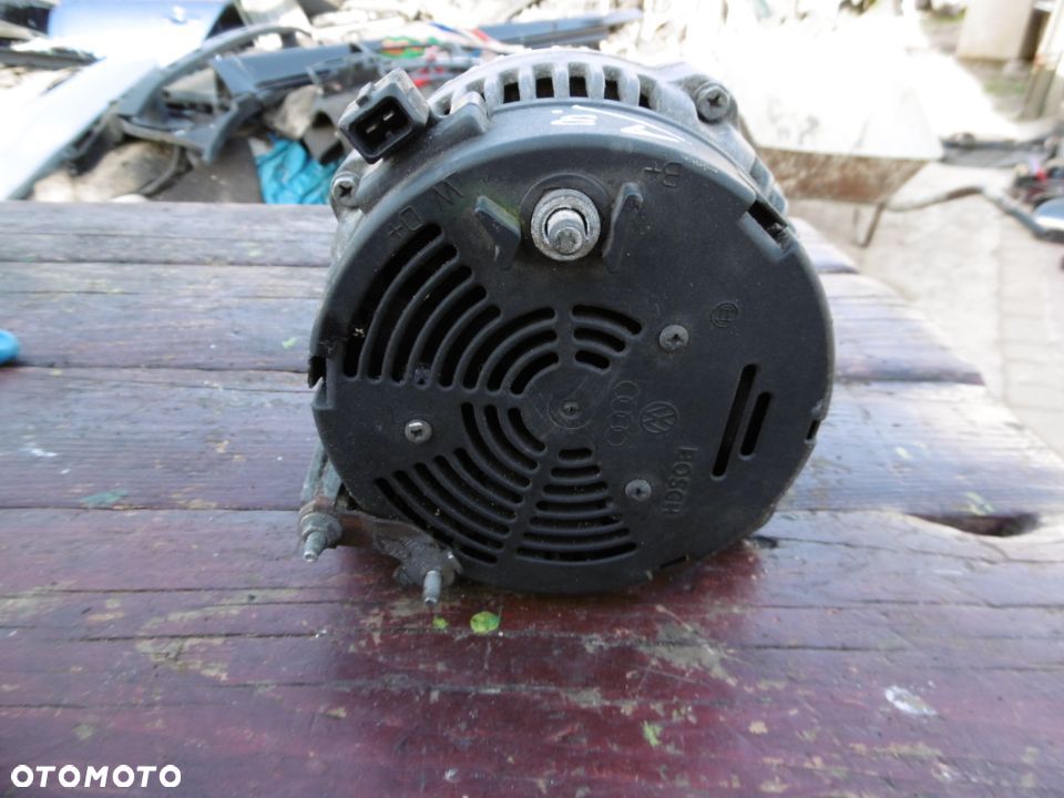 Alternator Audi A3 GOLF OCTAVIA 1,9tdi 120A 037903025D - 3