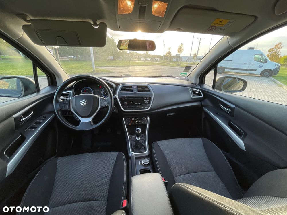 Suzuki SX4 S-Cross 1.6 DDiS 4x4 Comfort - 14