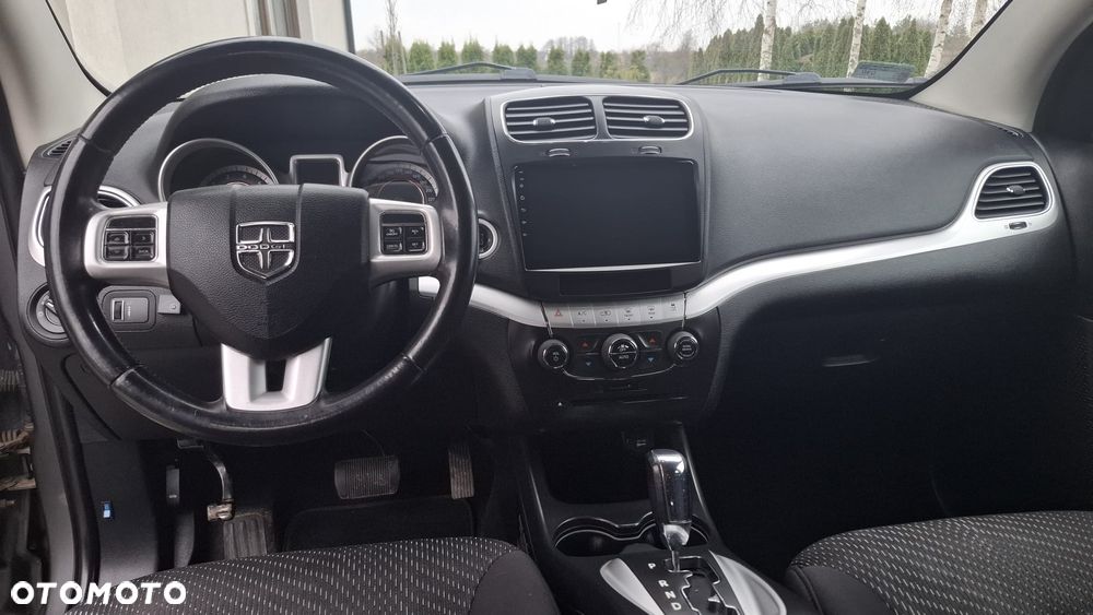 Dodge Journey - 10