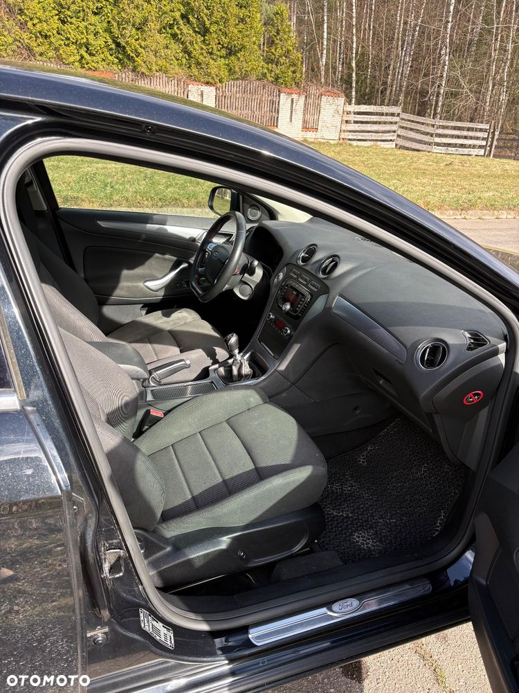 Ford Mondeo 1.6 T Titanium - 11