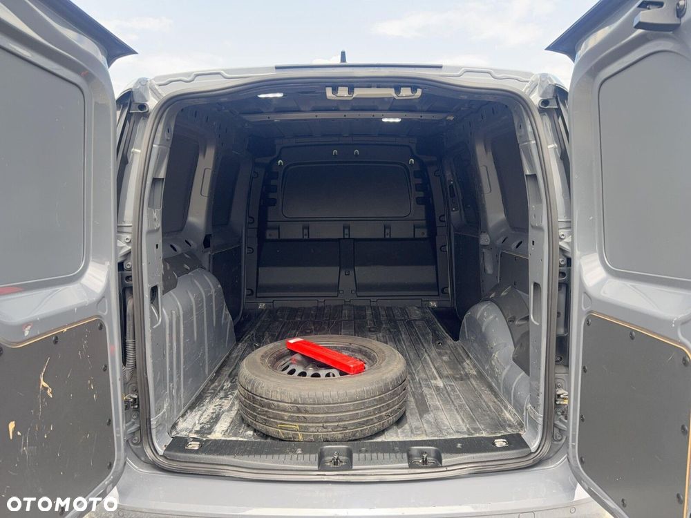 Volkswagen Caddy 2.0 TDI /102 KM Cargo MAXI - 14
