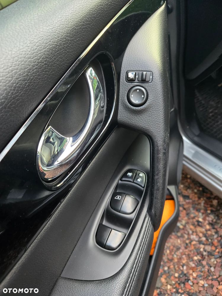 Nissan Qashqai 1.6 dCi 4x4 360 S&S - 34