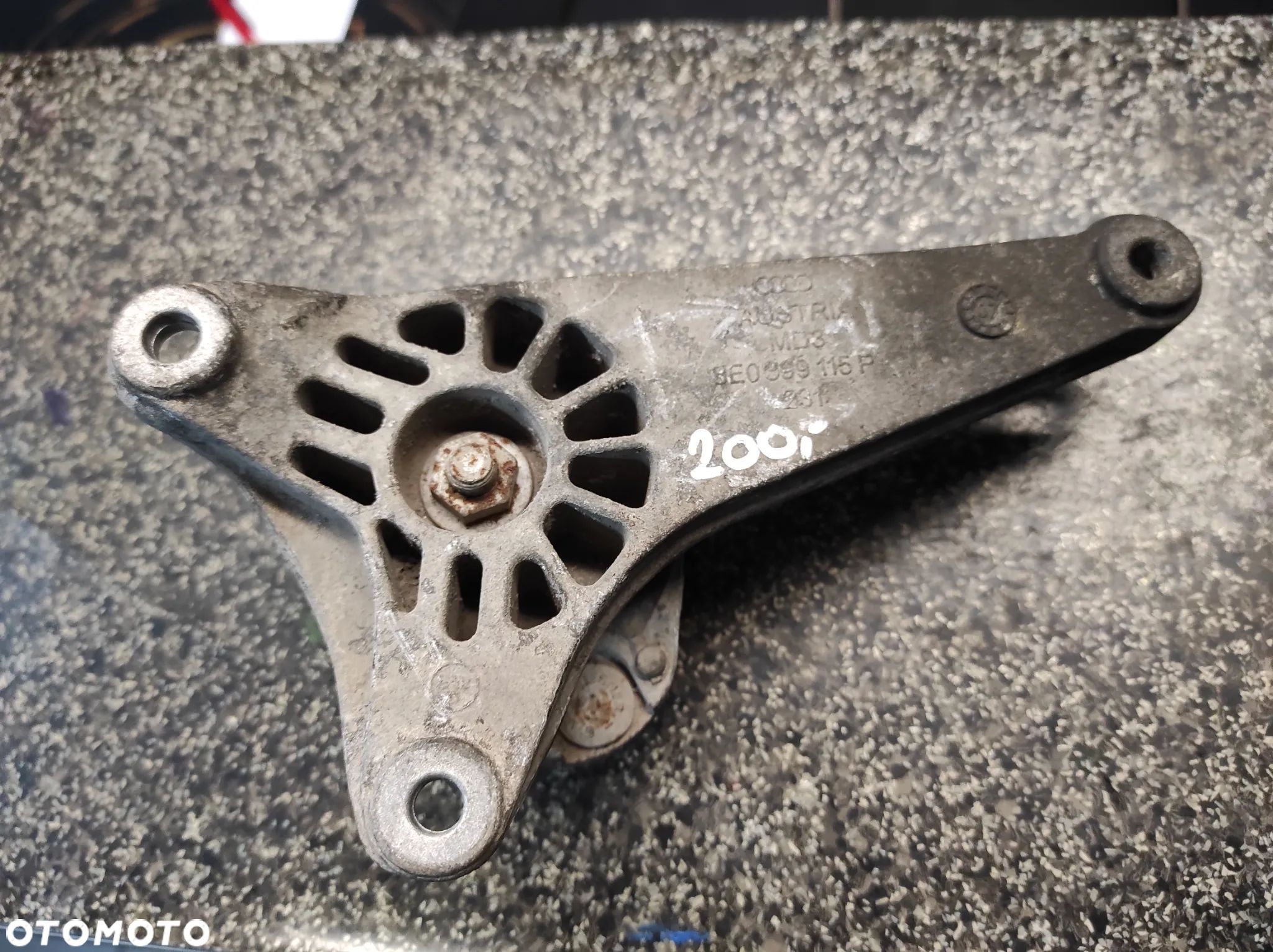 ŁAPA MOCOWANIE SKRZYNI BIEGÓW OE VW 8E0399115P AUDI A4 B6 B7 WYSYŁKA !!! - 1